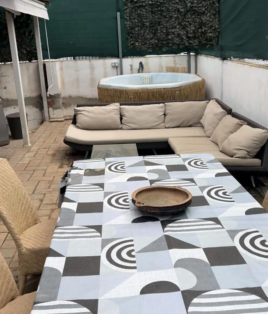 Holiday home Chiclana Terrace Haven: Beachside Retreat with WiFi Chiclana de la Frontera