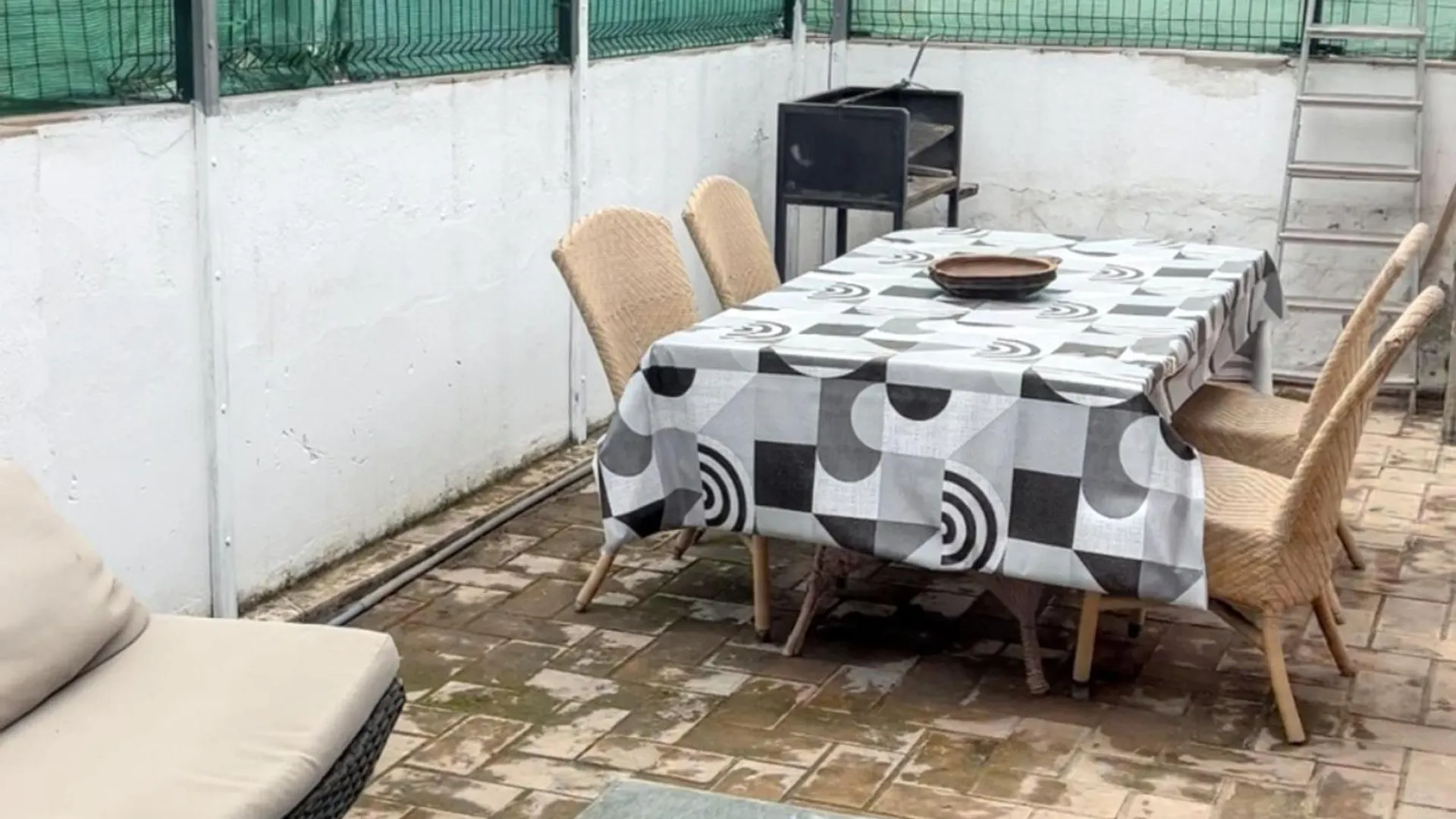 Chiclana Terrace Haven: Beachside Retreat with WiFi Chiclana de la Frontera 0*,