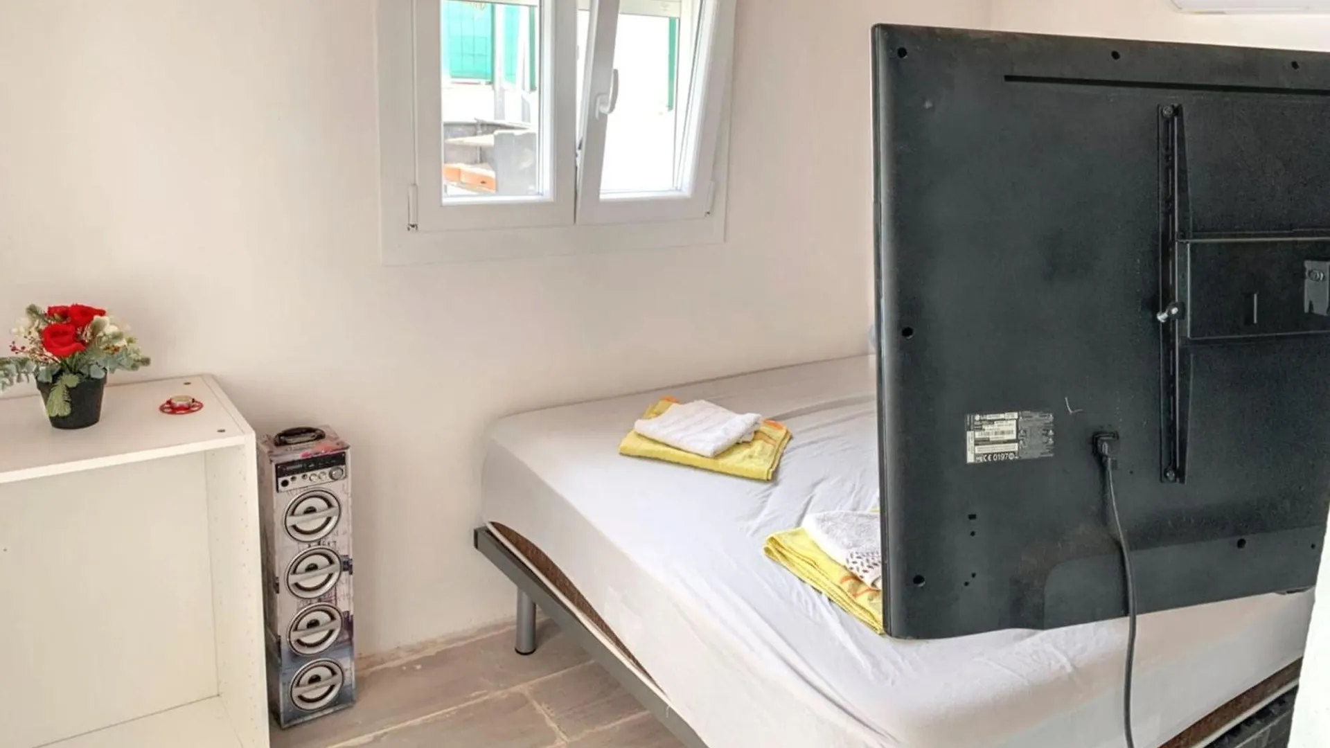 Chiclana Terrace Haven: Beachside Retreat with WiFi Chiclana de la Frontera 0*,