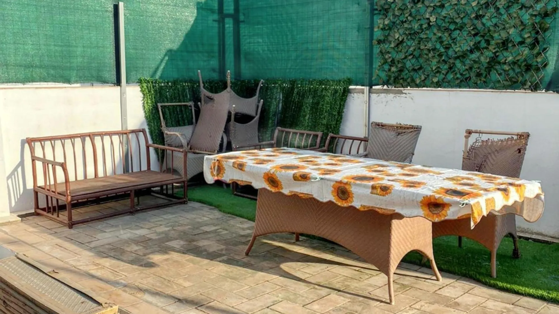 Chiclana Terrace Haven: Beachside Retreat with WiFi Chiclana de la Frontera