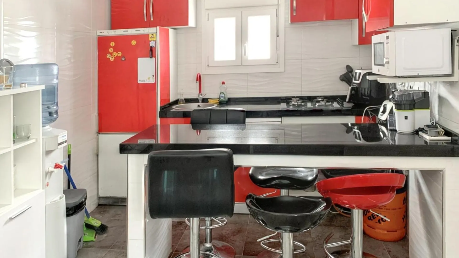 Villa Charming House In Chiclana De La Frontera With Terrace Hébergement de vacances